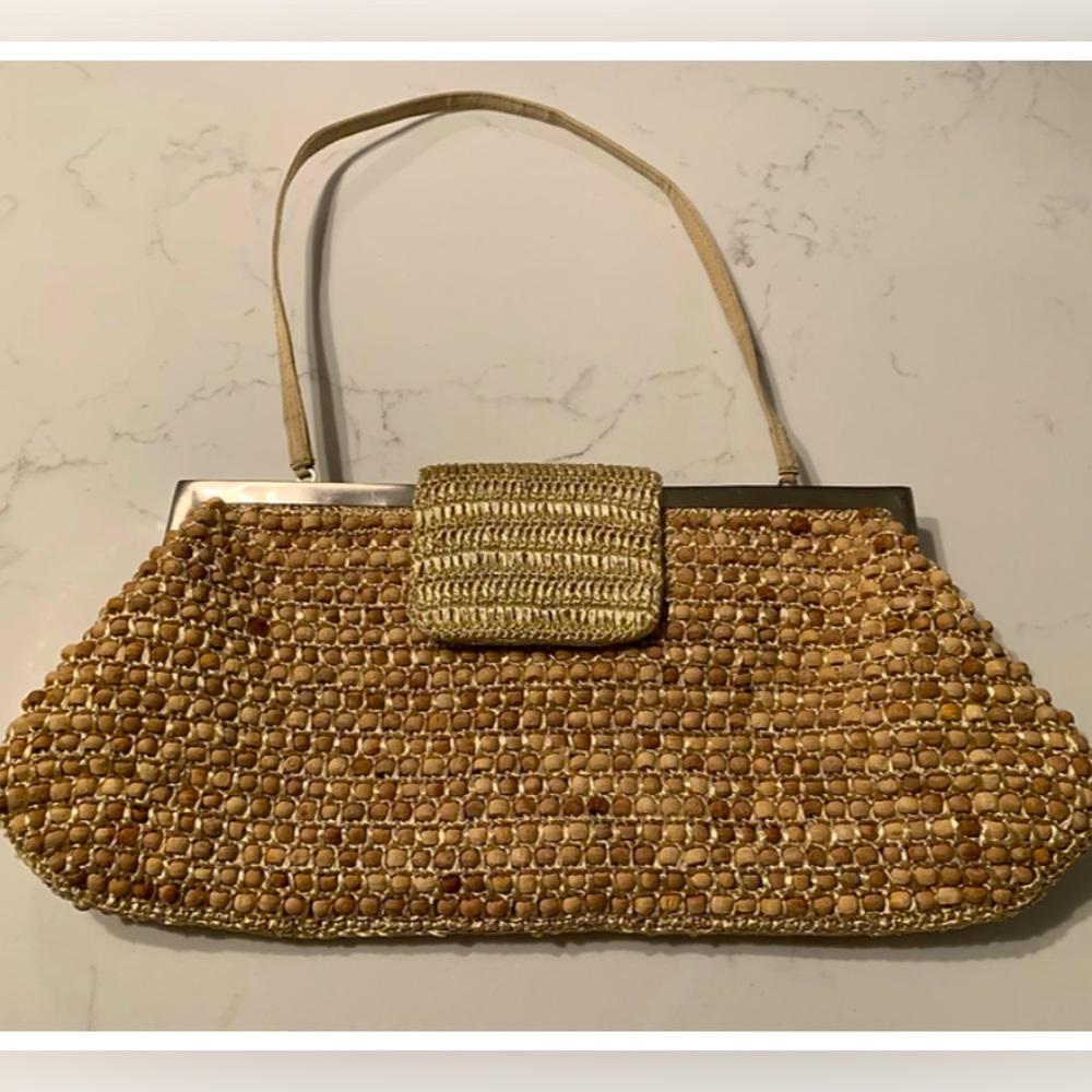 VINTAGE SANTI BOHO BEADED MAGNETIC CLOSURE CLUTCH PURSE HARD TO FIND